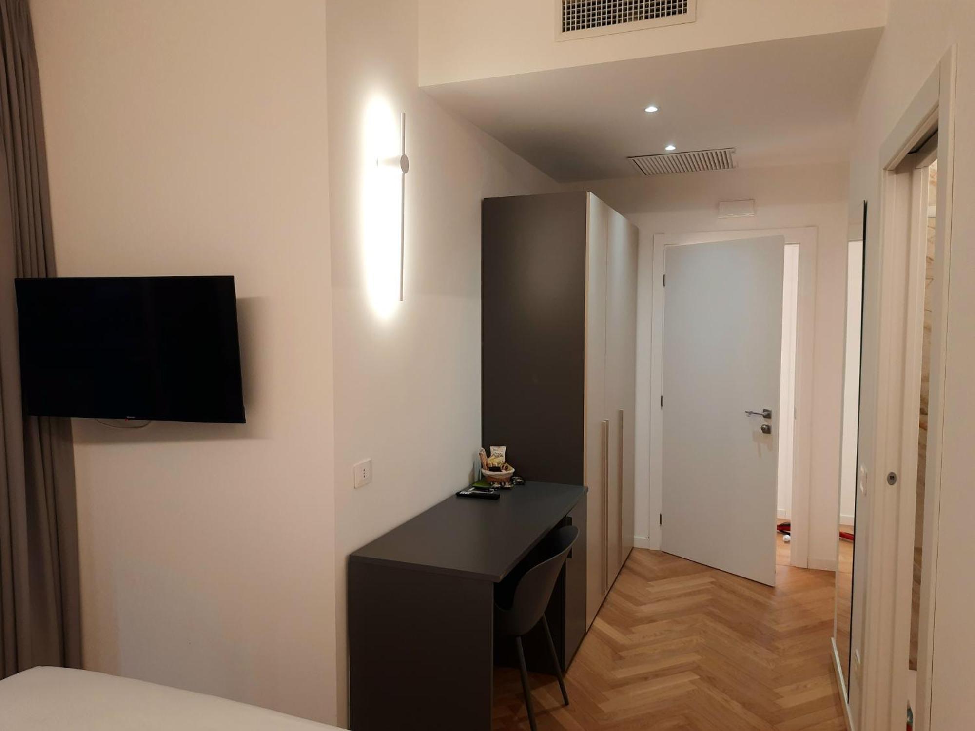 Mako Suites - Centro E Stazione Monza Quarto foto